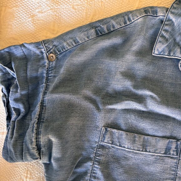 Cloth & Stone Anthropologie Chambray Button Down Denim M Medium Blouse - Picture 5 of 8
